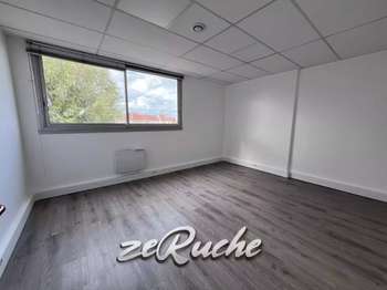 Bureaux et commerces Douvres-la-Délivrande 14