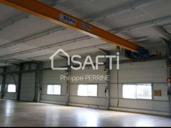 Bureaux et commerces 4 pièces