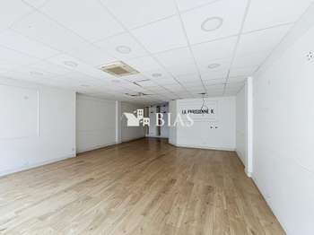 Vente Bureaux et commerces 120 m&sup2;Elbeuf