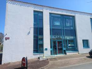 Vente Bureaux et commerces 515 m&sup2;Essarts-en-Bocage
