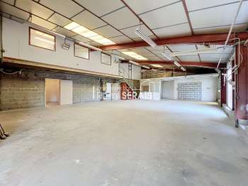 Bureaux et commerces 5 pièces