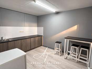 Bureaux et commerces 8 pièces