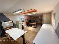 Bureaux et commerces 8 pièces
