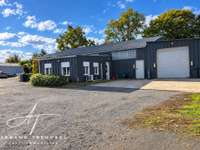Bureaux et commerces 8 pièces