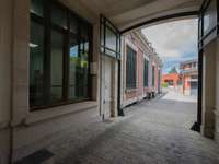 Bureaux et commerces 2 pièces