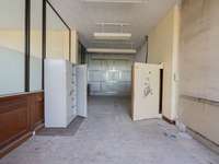 Bureaux et commerces 2 pièces