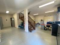 Bureaux et commerces 5 pièces