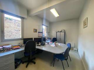 Bureaux et commerces 5 pièces