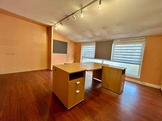 Bureaux et commerces 6 pièces