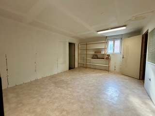 Bureaux et commerces 6 pièces