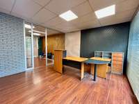 Bureaux et commerces 6 pièces Bureaux et commerces 6 pièces