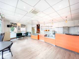 Bureaux et commerces 2 pièces