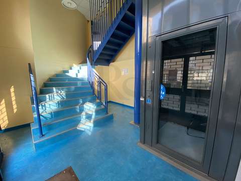 Bureaux et commerces 10 pièces