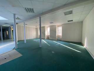 Bureaux et commerces 10 pièces