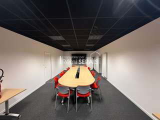 Bureaux et commerces 15 pièces