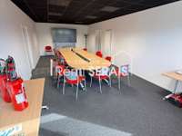 Bureaux et commerces 15 pièces