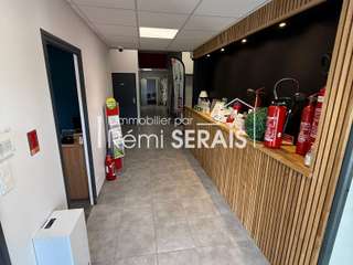 Bureaux et commerces 15 pièces