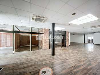 Bureaux et commerces 18 pièces