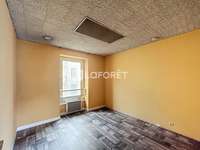 Bureaux et commerces 18 pièces