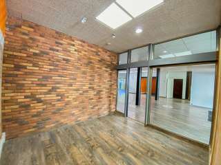 Bureaux et commerces 10 pièces