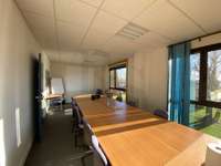 Bureaux et commerces 7 pièces