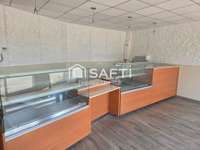 Bureaux et commerces 2 pièces
