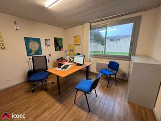 Bureaux et commerces 15 pièces