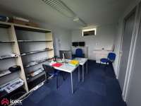 Bureaux et commerces 15 pièces Bureaux et commerces 15 pièces