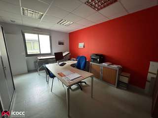 Bureaux et commerces 15 pièces