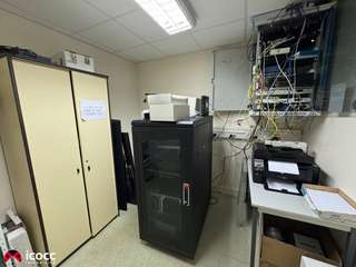 Bureaux et commerces 15 pièces