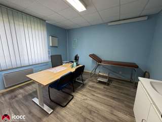 Bureaux et commerces 15 pièces