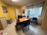 Bureaux et commerces 15 pièces Bureaux et commerces 15 pièces