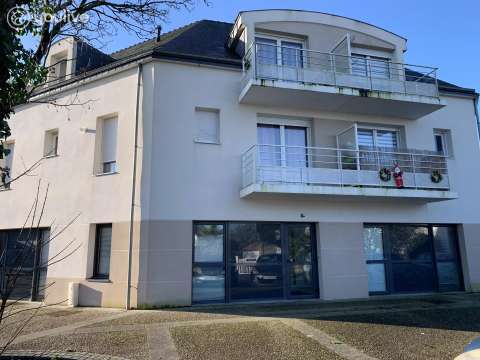 Bureaux et commerces 2 pièces