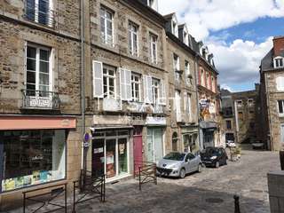Bureaux et commerces 4 pièces
