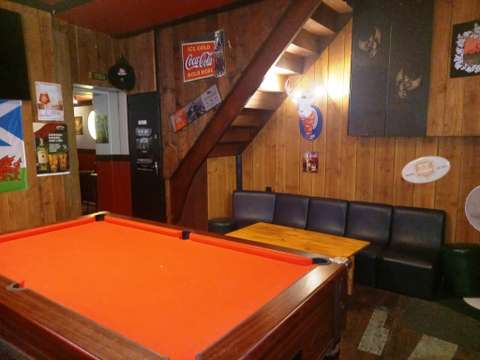 Bureaux et commerces 2 pièces