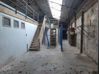 Bureaux et commerces 12 pièces