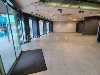 Bureaux et commerces 5 pièces