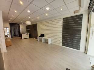 Photo Bureaux et commerces Fougères