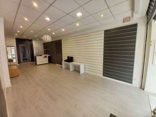 Bureaux et commerces 3 pièces