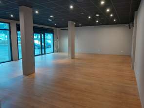 Vente Bureaux et commerces 116 m&sup2;Fougères