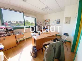 Bureaux et commerces 4 pièces Fougères 35
