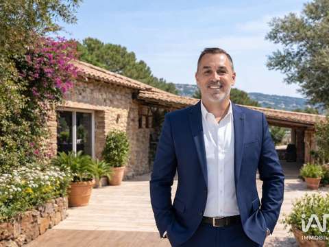 Bureaux et commerces Fréjus 83