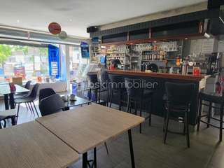 Bureaux et commerces 7 pièces