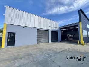 Vente Bureaux et commerces 370 m&sup2;Geneston