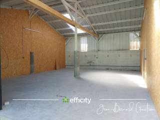 Bureaux et commerces 7 pièces