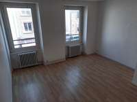 Bureaux et commerces 4 pièces