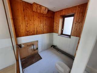 Bureaux et commerces 4 pièces