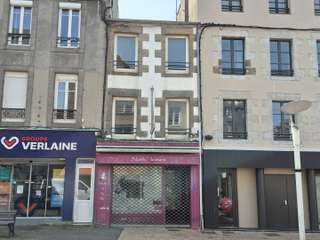 Bureaux et commerces 4 pièces