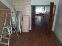 Bureaux et commerces 4 pièces