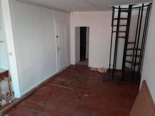 Bureaux et commerces 4 pièces